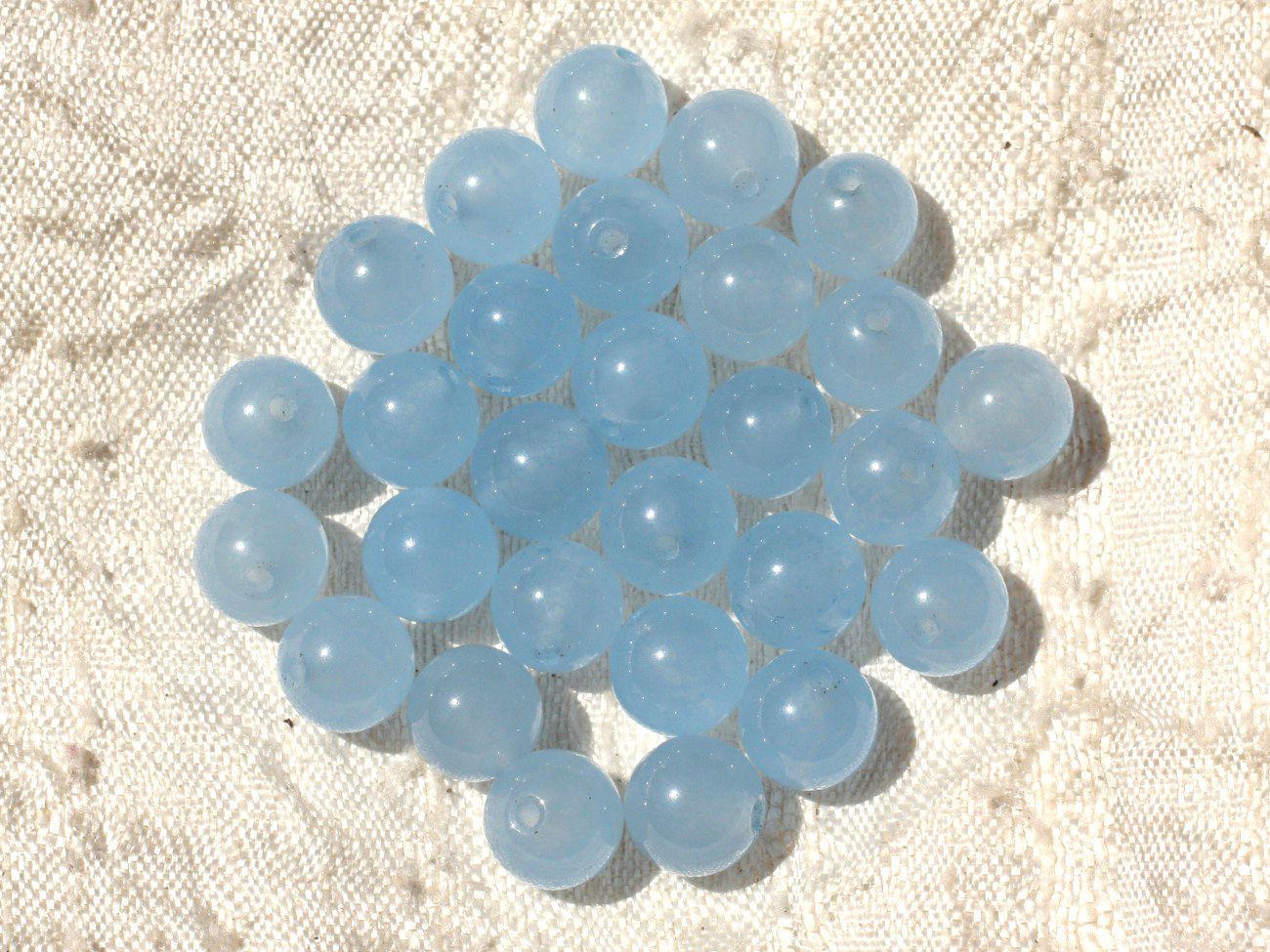 Jade Boules 8mm Bleu clair Turquoise Fil 39cm 48pc env Perles de Pierre