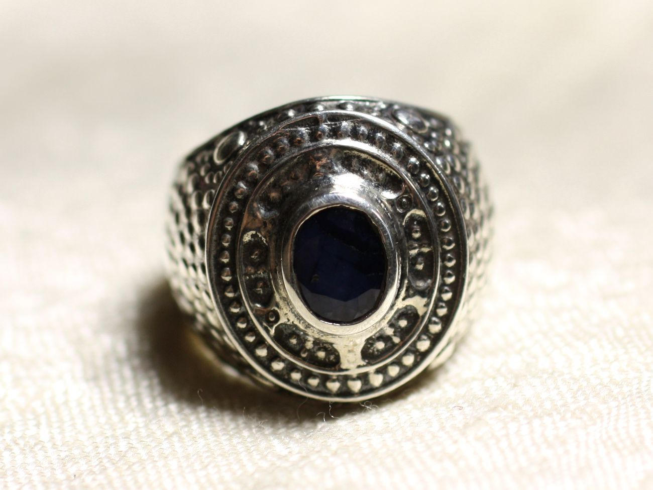 Bague Ethnique Argent massif 925 et Pierre précieuse - Saphir 7mm