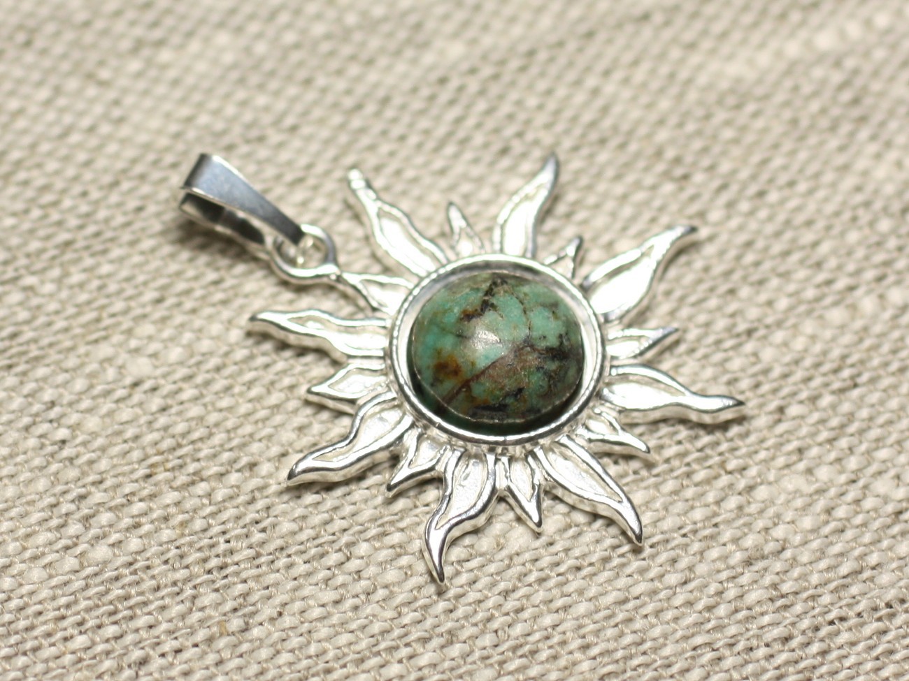 Pendentif Argent 925 et Pierre - Soleil 28mm - Turquoise Afrique rond 10mm 