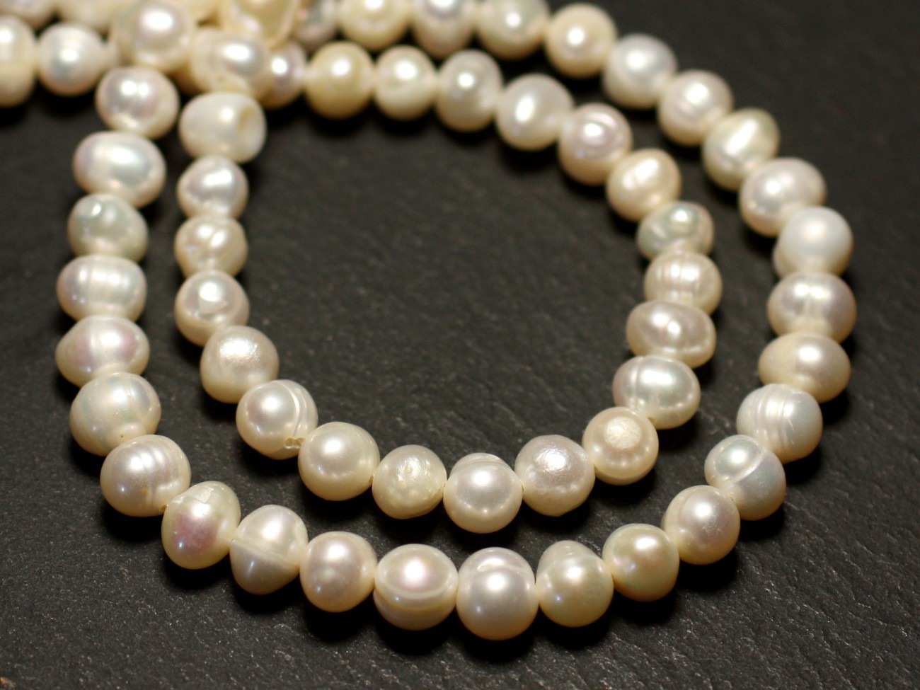 10pc - Perles Culture Eau Douce Boules 5-7mm Blanc irisé - 8741140020955 