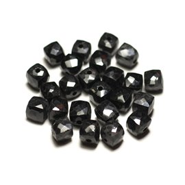 1st - Steenkraal - Zwarte Spinel Facet Kubus 5-6mm - 8741140020245 