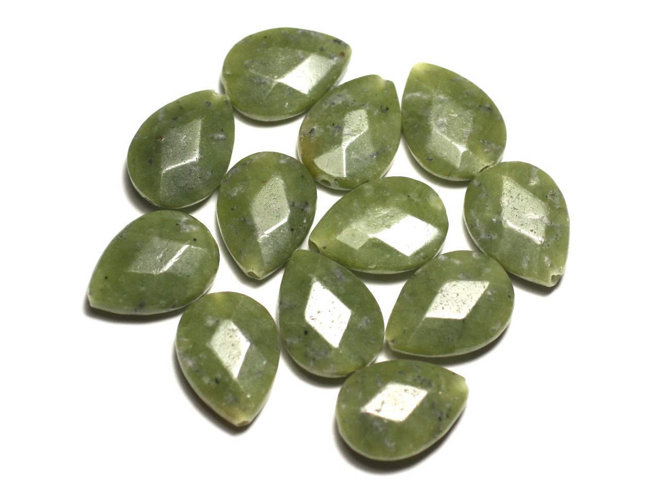 2pc - Perles de Pierre - Jade Nephrite Canada Gouttes Facettées 18x13mm - 8741140019652 