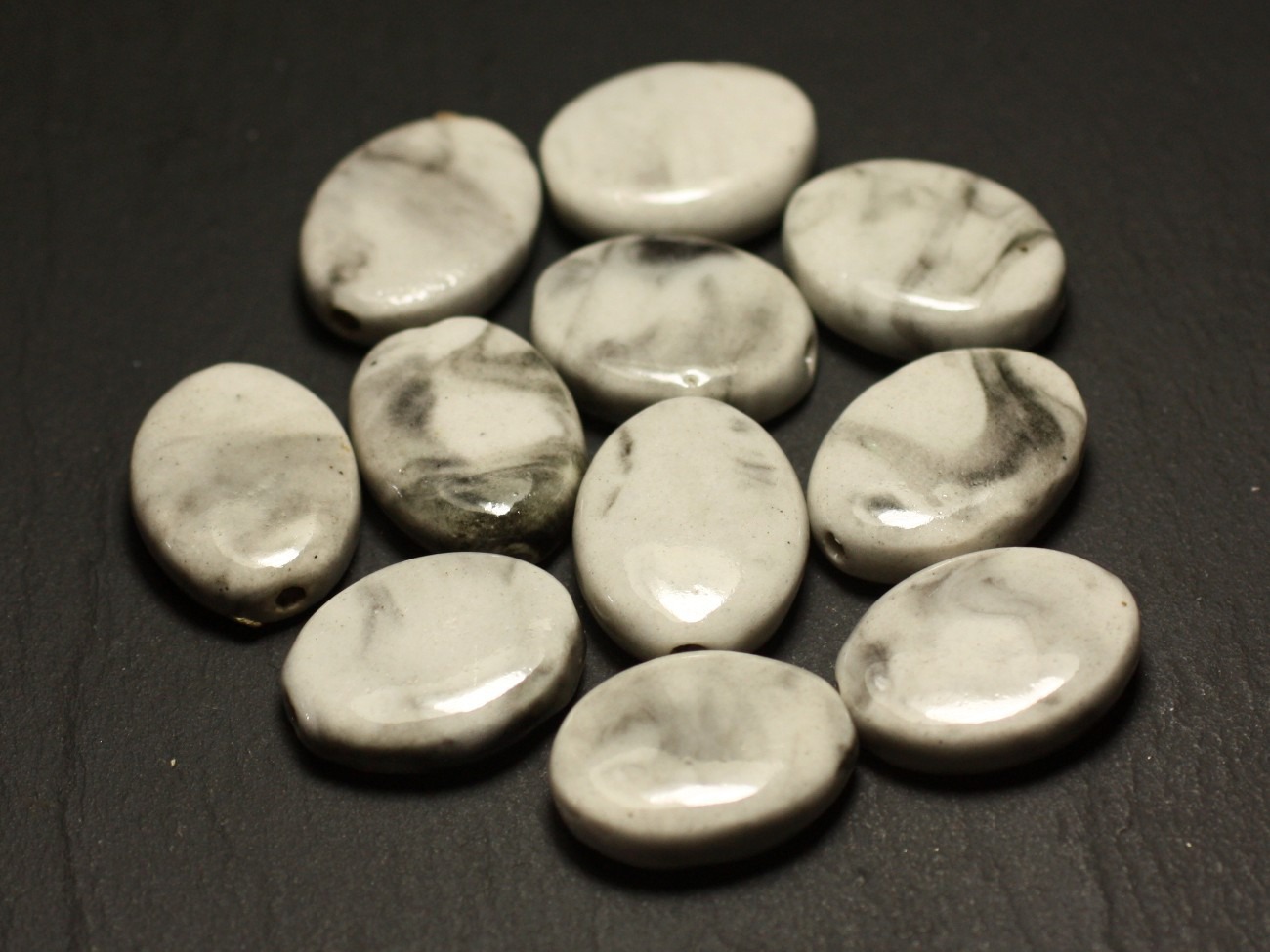 4pc - Perles Céramique Porcelaine Ovales 20-22mm Blanc Gris Noir - 8741140017603 