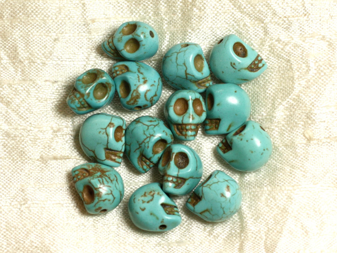 15pc - Perles Crâne Tête de Mort Turquoise Synthèse reconstituée 8mm Bleu Turquoise - 8741140016408 