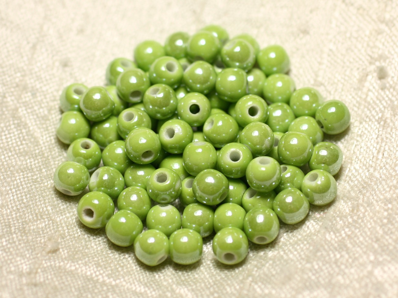 20pc - Perles Céramique Porcelaine Boules 6mm Vert clair anis irisé -  8741140010666 