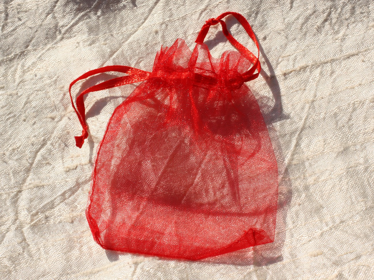 100pc - Sacs Pochettes Cadeaux Bijoux Tissu Organza Rouge 10x8cm   4558550016560 