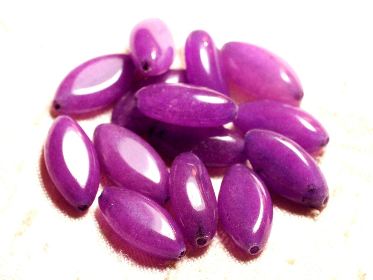 2pc - Perles de Pierre - Jade Violet Rose Marquise Riz 20x10mm - 4558550009074 