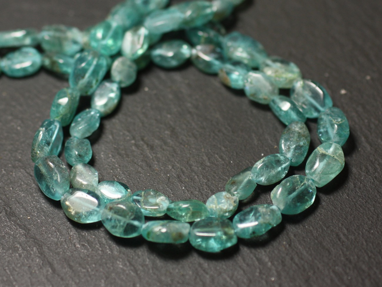10pc - Perles de Pierre - Apatite Olives 7-9mm - 8741140011618 