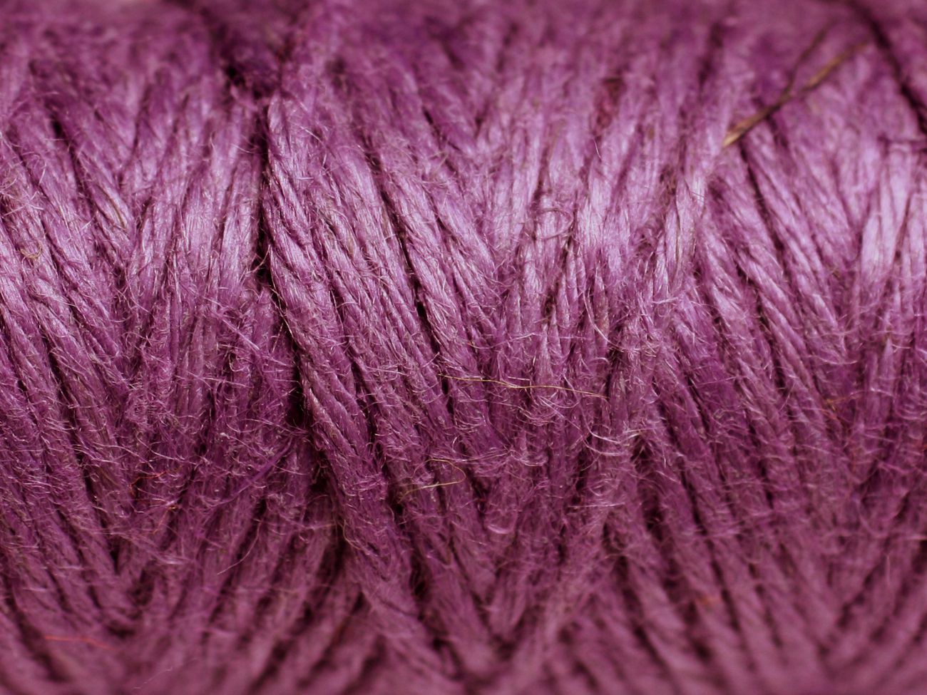 Bobine 20 mètres - Cordon Ficelle Chanvre 1.5mm Violet - 8741140011069 