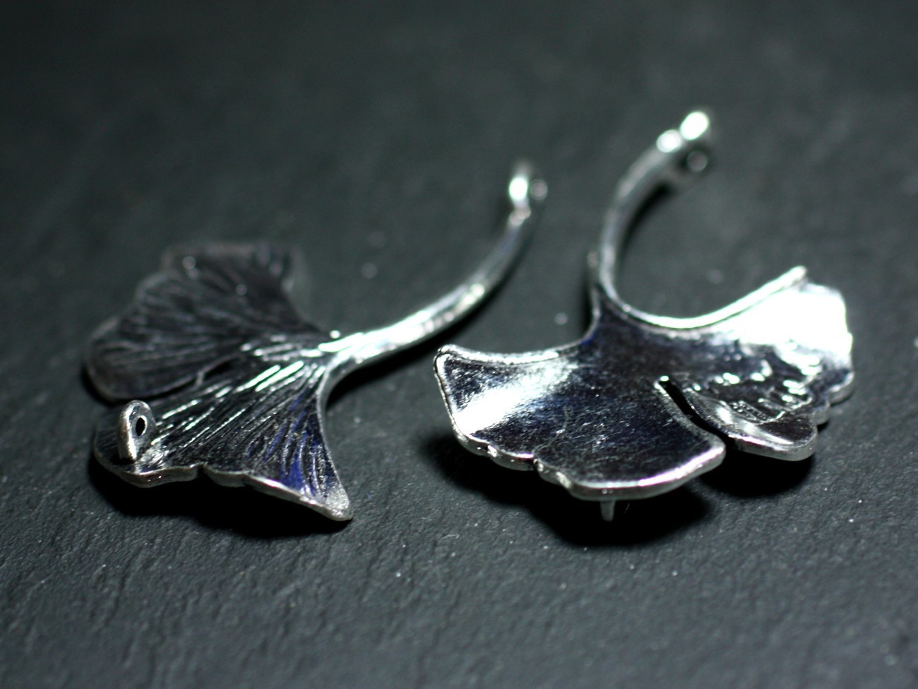 2pc - Perle Pendentif Breloque Connecteur Métal Argenté Feuille Ginkgo Biloba 47mm - 4558550006059