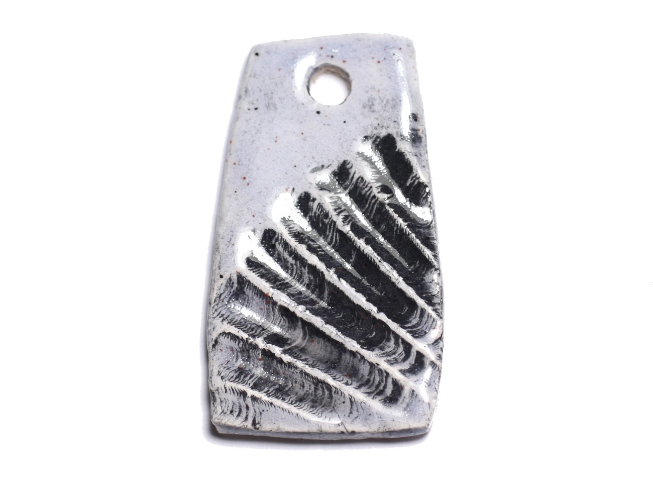 N7 - Pendentif Porcelaine Céramique Empreintes Mer Coquillage 45mm Gris clair perle - 8741140003903 