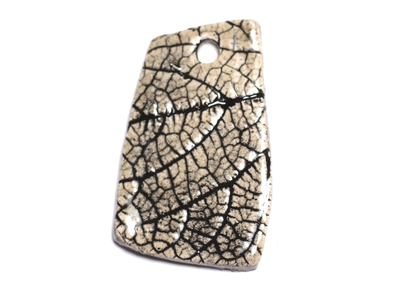 N75 - Pendentif Porcelaine Céramique Nature Feuilles 49mm Beige Ecru - 8741140004580 