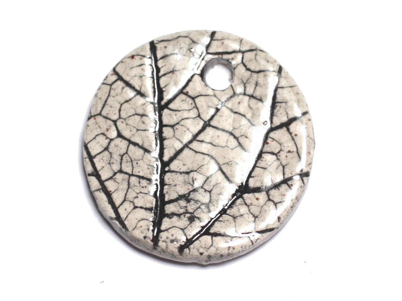 N80 - Pendentif Porcelaine Céramique Nature Feuilles Rond 34mm Gris Beige Ecru - 8741140004634 