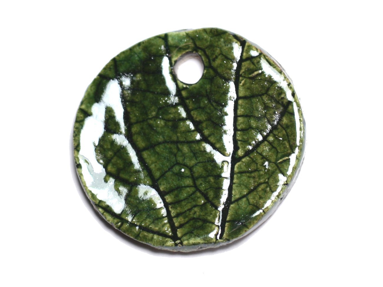 N82 - Pendentif Porcelaine Céramique Nature Feuilles Rond 34mm Vert Olive - 8741140004658 