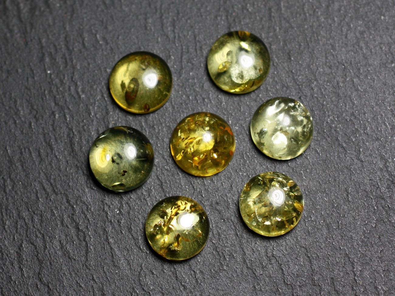 1pc - Cabochon Ambre naturelle Rond 10mm miel jaune clair - 8741140003248