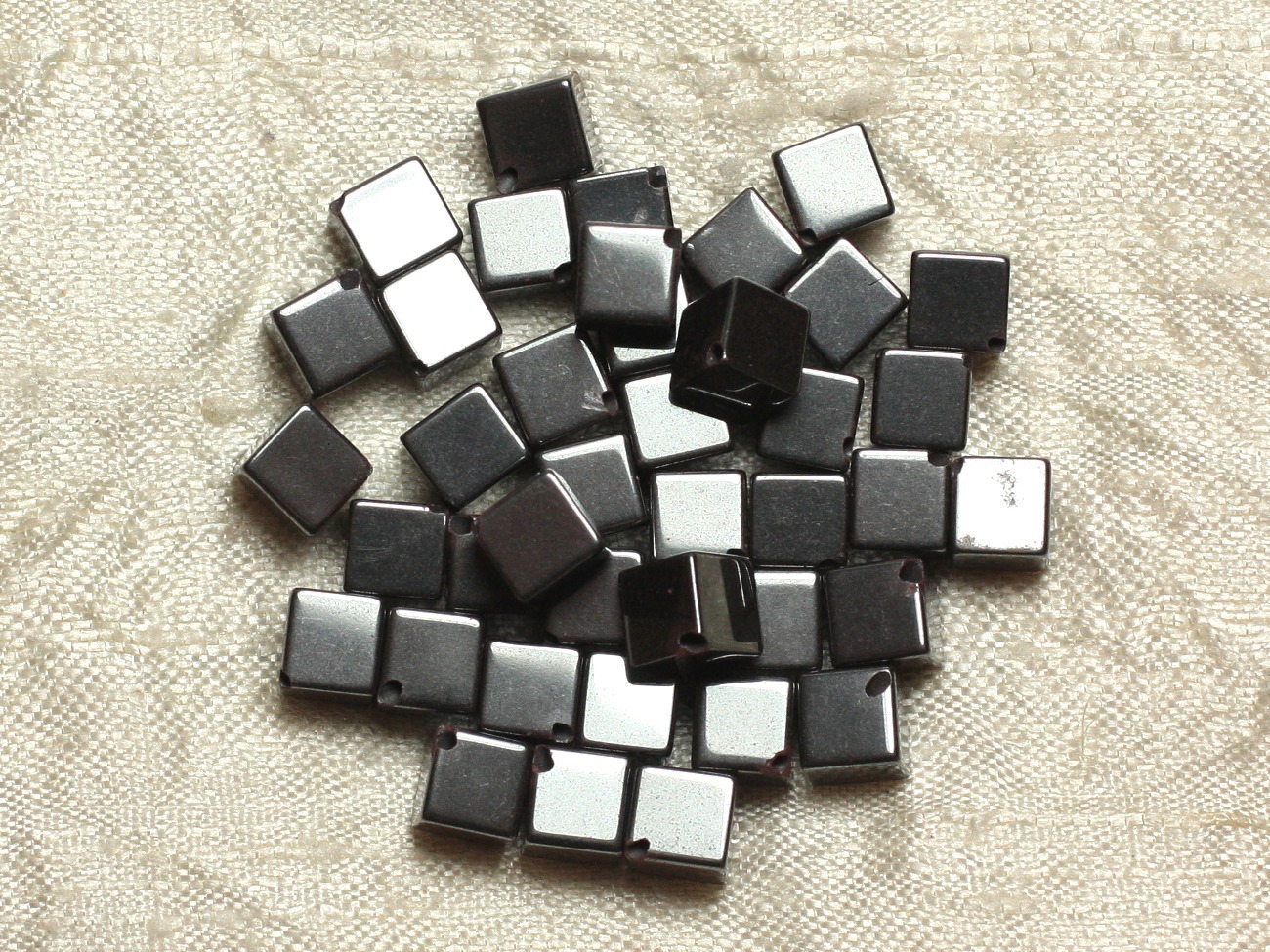 10pc - Perles de Pierre - Hématite Cubes 8x6mm   4558550016485 