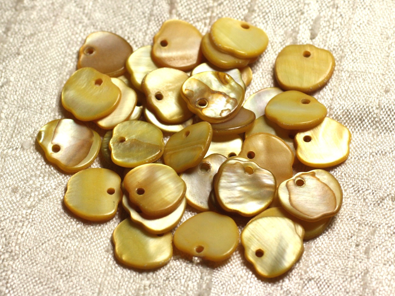 10pc - Perles Breloques Pendentifs Nacre Pommes 12mm Jaune Doré  - 4558550004550 