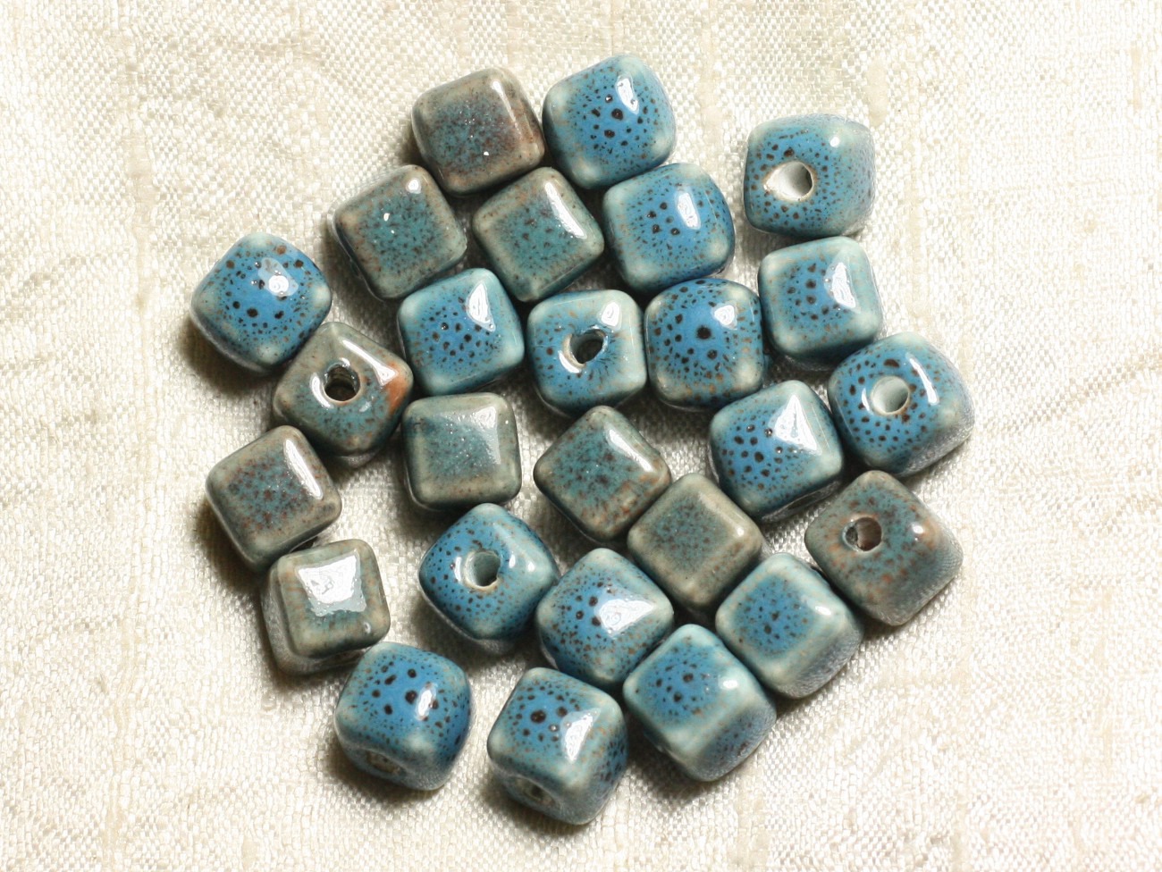 10pc - Perles Céramique Cubes 10mm Perçage 3mm Bleu Turquoise   4558550005861 