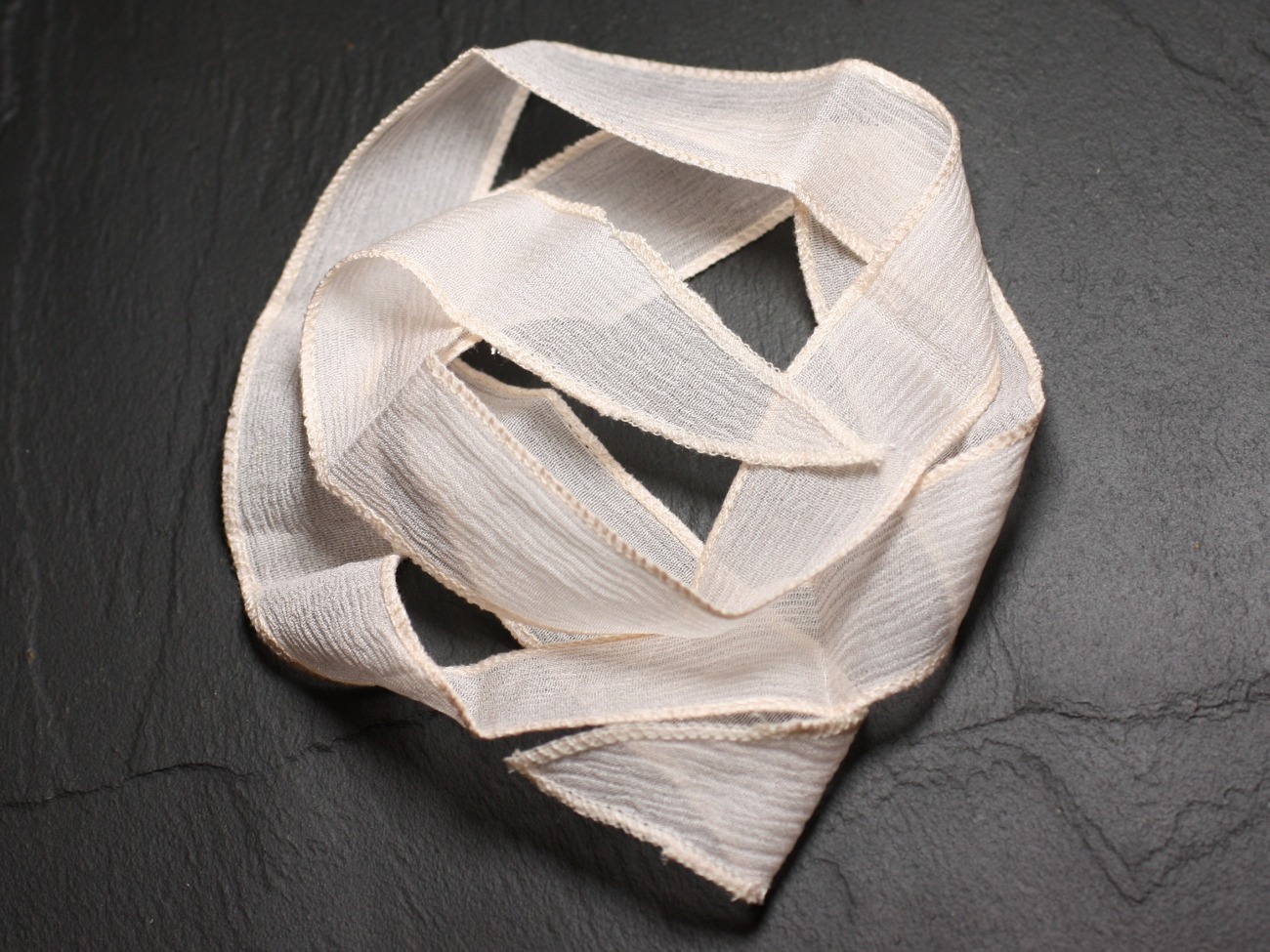 1pc - Collier Ruban Soie teint à la main 85 x 2.5cm Rose clair pastel - SOIE109 - 4558550039460