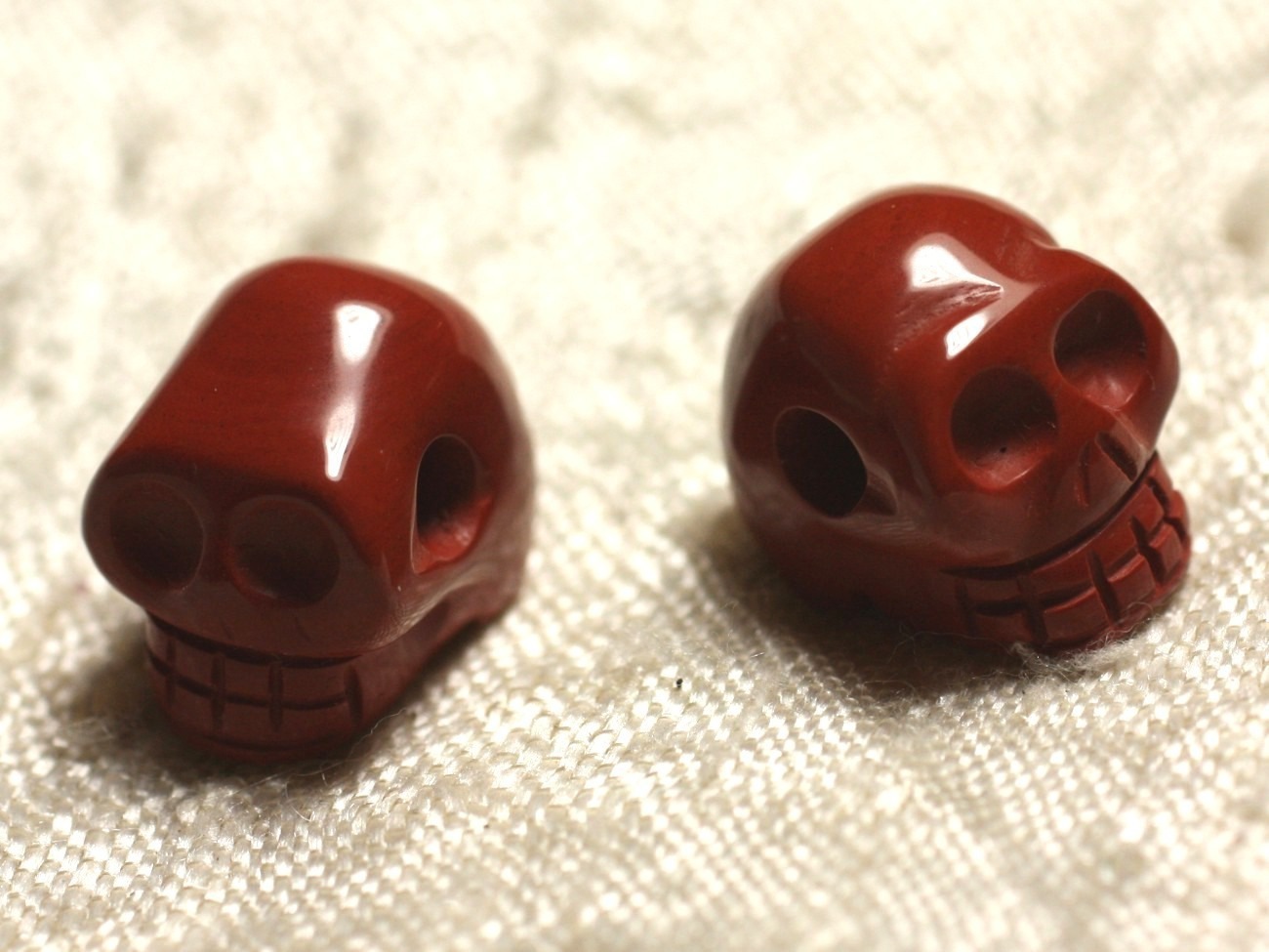 1pc - Perle de Pierre Jaspe Rouge - Crâne tête de mort 14x10mm Perçage Côté   4558550038982 