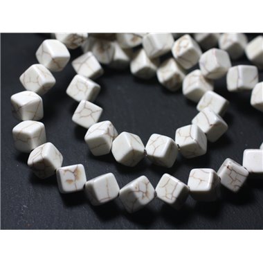 20pc - Perles Turquoise synthèse Cubes 8x8mm Blanc crème   4558550000323 
