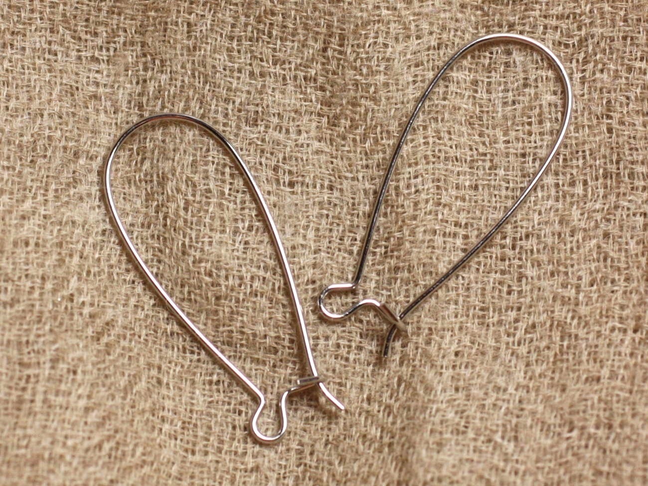 200pc - Crochets Boucles Oreilles Métal Argenté qualité 33mm   4558550000682 