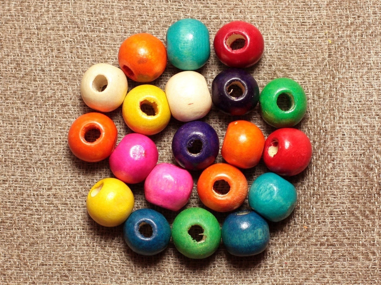 20pc - Perles Bois Boules 8mm Multicolores   4558550001238