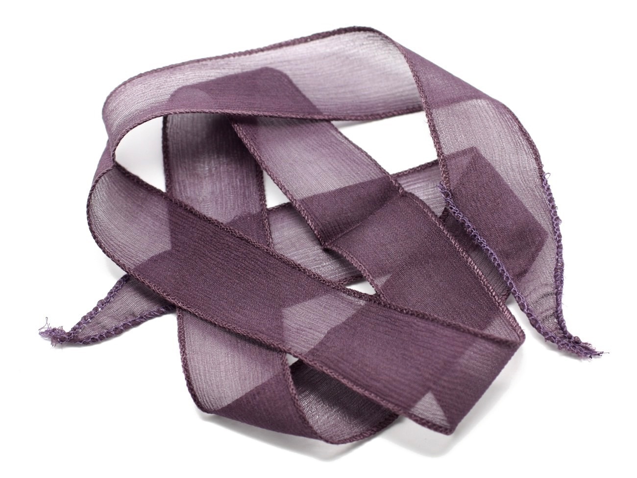 1pc - Collier Ruban Soie teint à la main 85 x 2.5cm Violet Aubergine (ref SOIE141)   4558550003003 