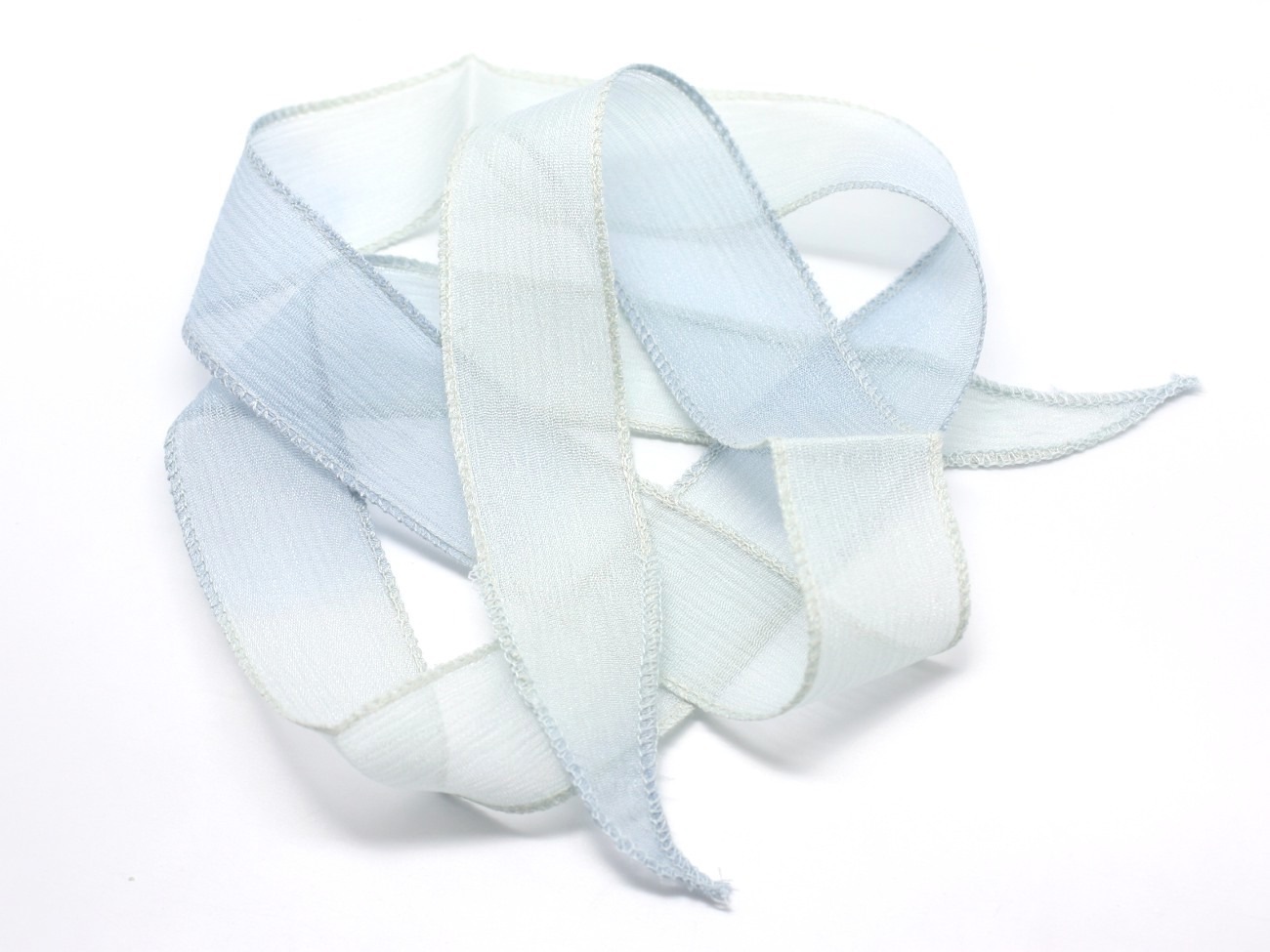 1pc - Collier Ruban Soie teint à la main 85 x 2.5cm Blanc Gris Bleu Clair Pastel (ref SOIE137)   4558550003058 