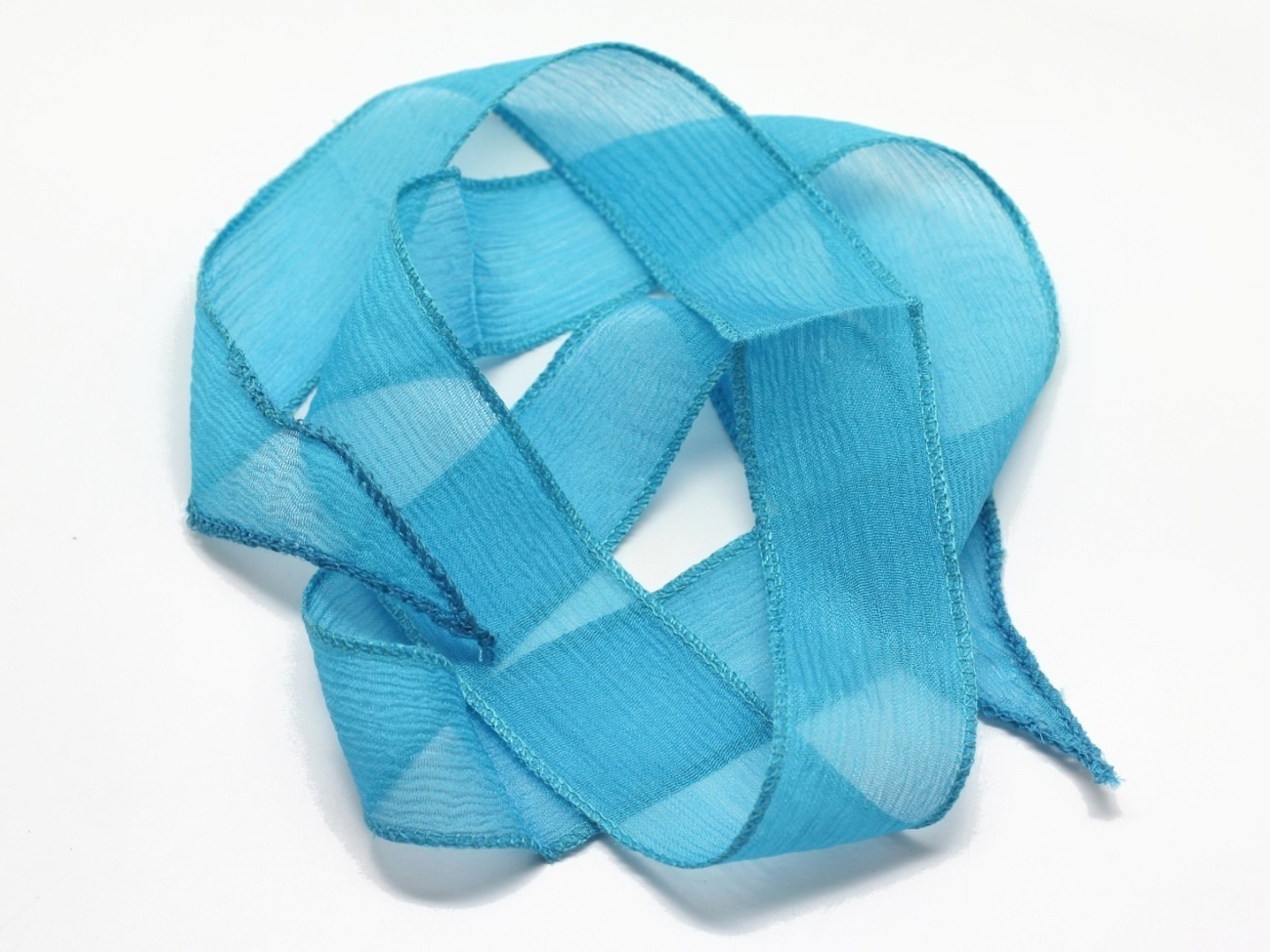 1pc - Collier Ruban Soie teint à la main 85 x 2.5cm Bleu Turquoise (ref SOIE133)   4558550003102 