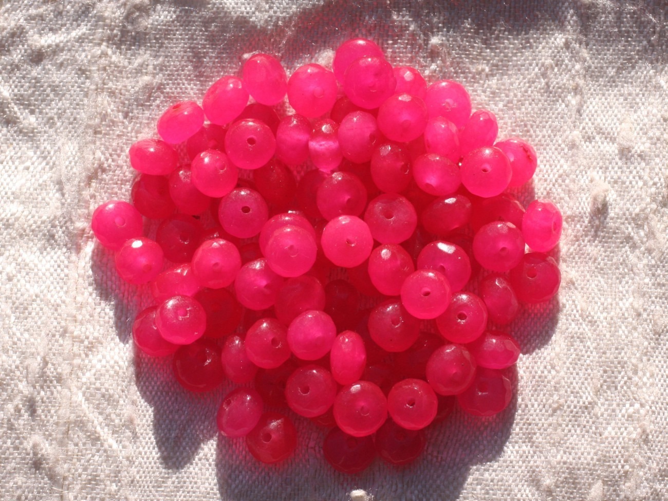 10pc - Perles de Pierre - Jade Rondelles Facettées 6x4mm Rose Fluo   4558550010988 