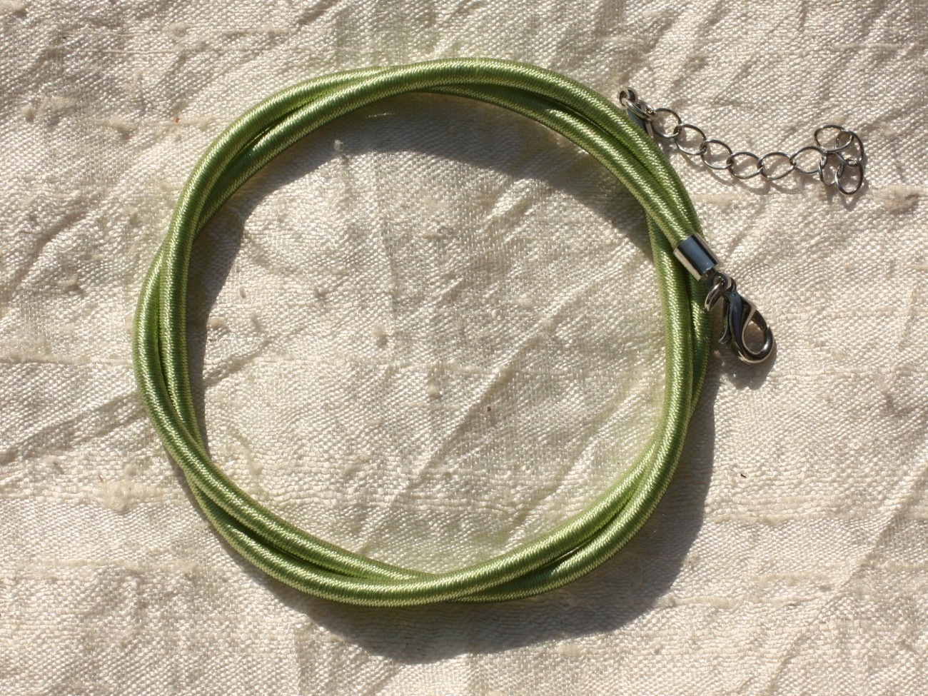 1pc - Collier Tour de cou Soie 3mm Vert 46cm   4558550006370 