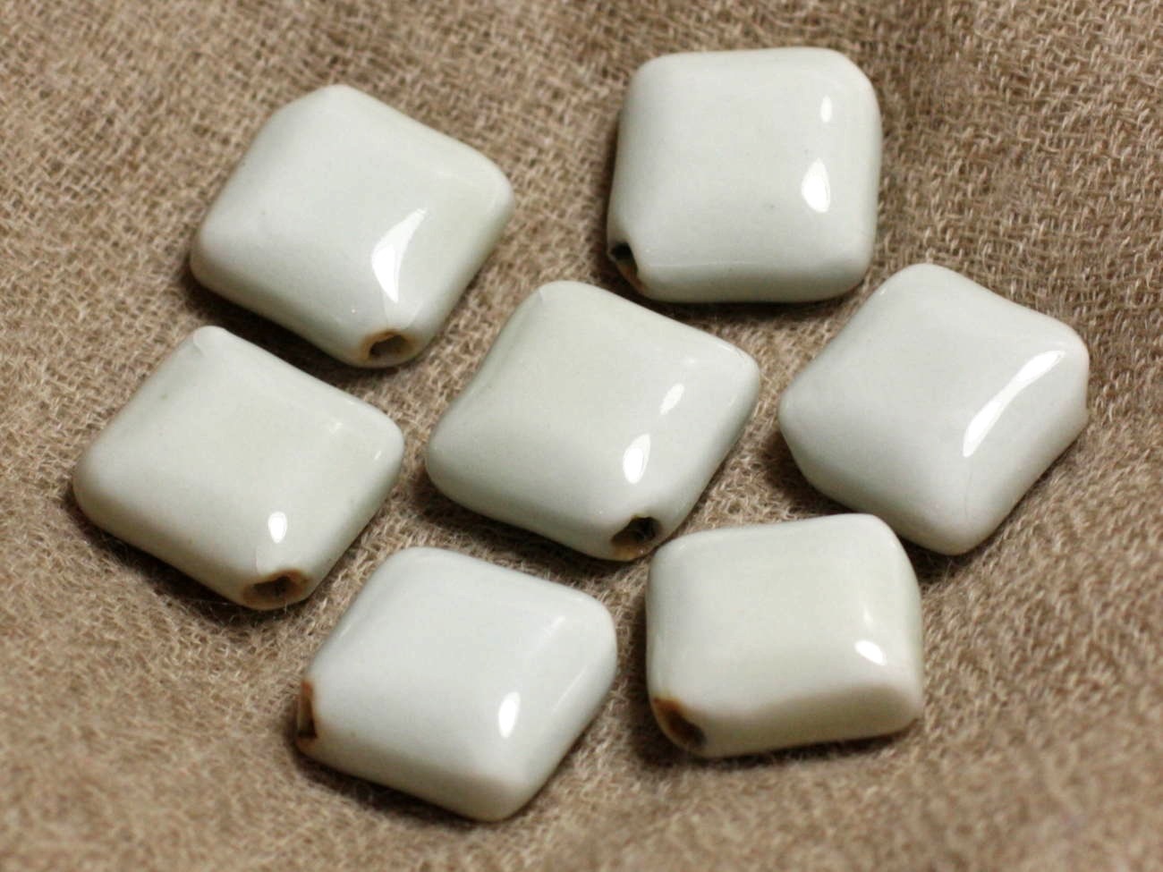 6pc - Perles Céramique Porcelaine Losanges 16x7mm blanc cassé gris vert   4558550007001 