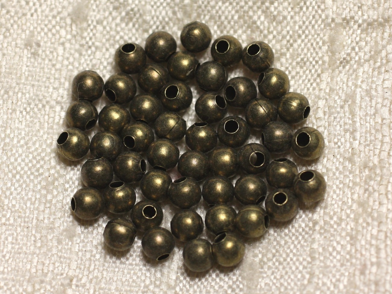 50pc - Perles Métal Bronze Qualité Boules 4mm   4558550013316