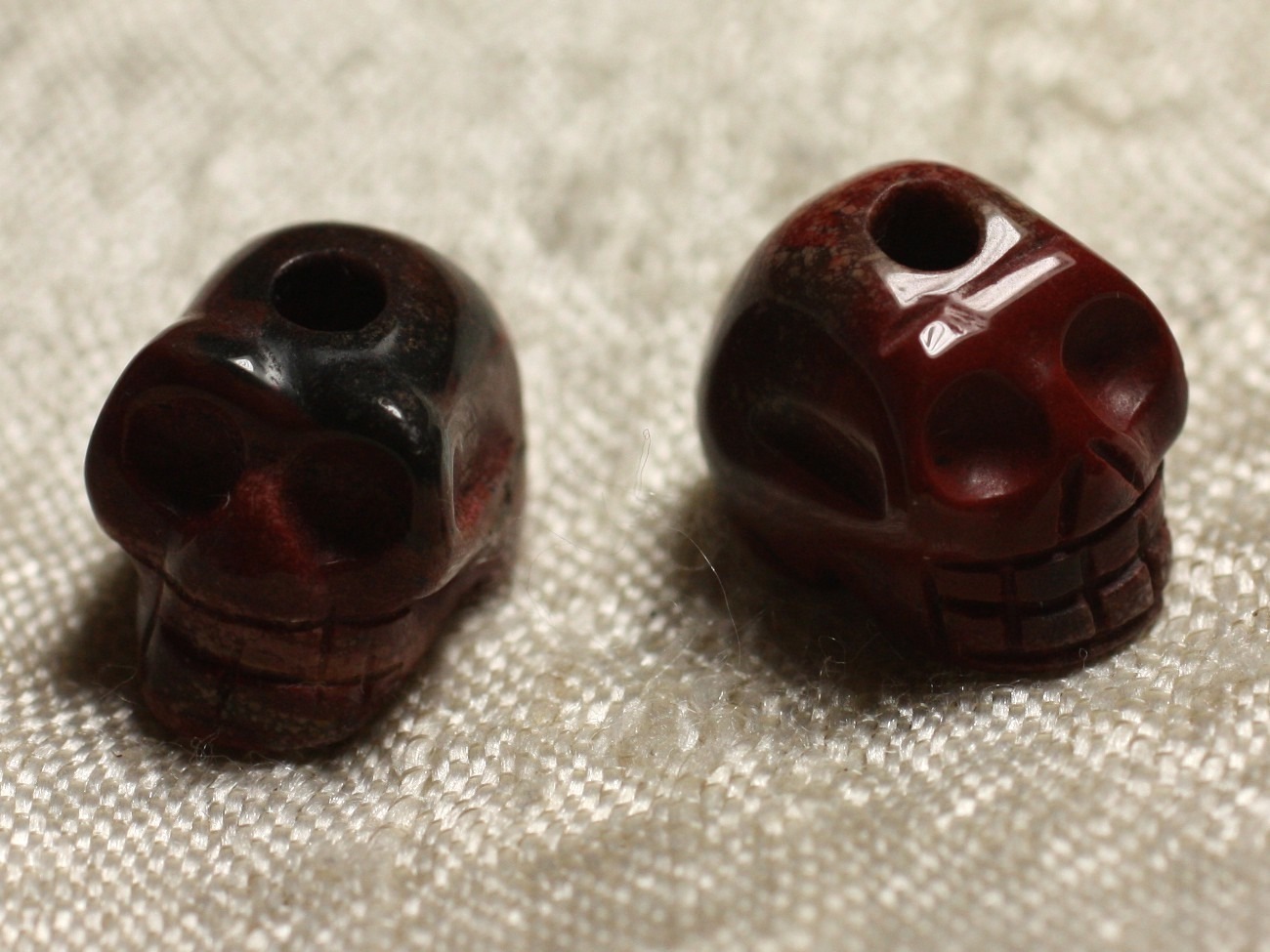 1pc - Perle de Pierre Jaspe Bréchique - Crâne tête de mort 14x10mm   4558550014047