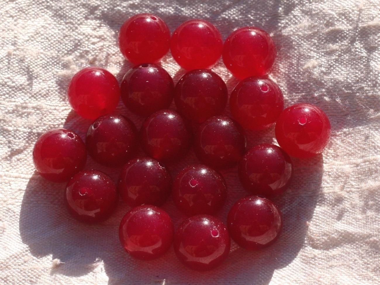 8pc - Perles de Pierre - Jade Boules 12mm Rouge Rose Framboise   4558550014429