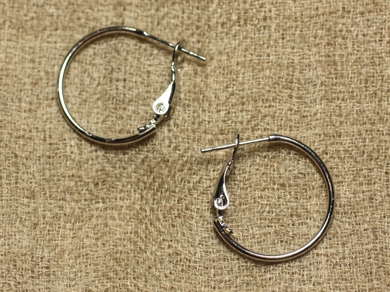 2 Paires - Boucles Oreilles Métal Argenté Rhodium Créoles 20mm   4558550017321