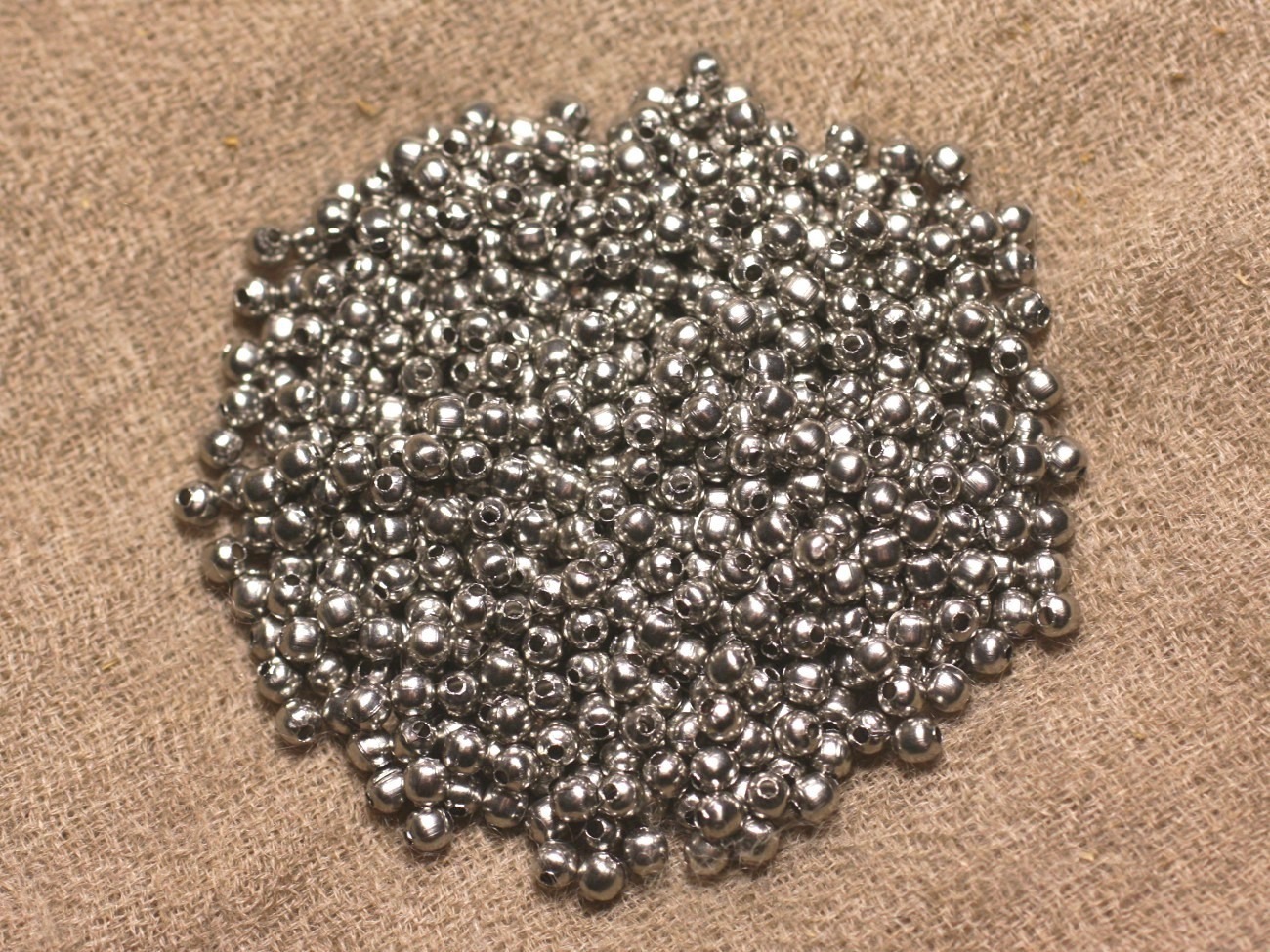 100pc - Perles Acier Boules 3mm   4558550018304 