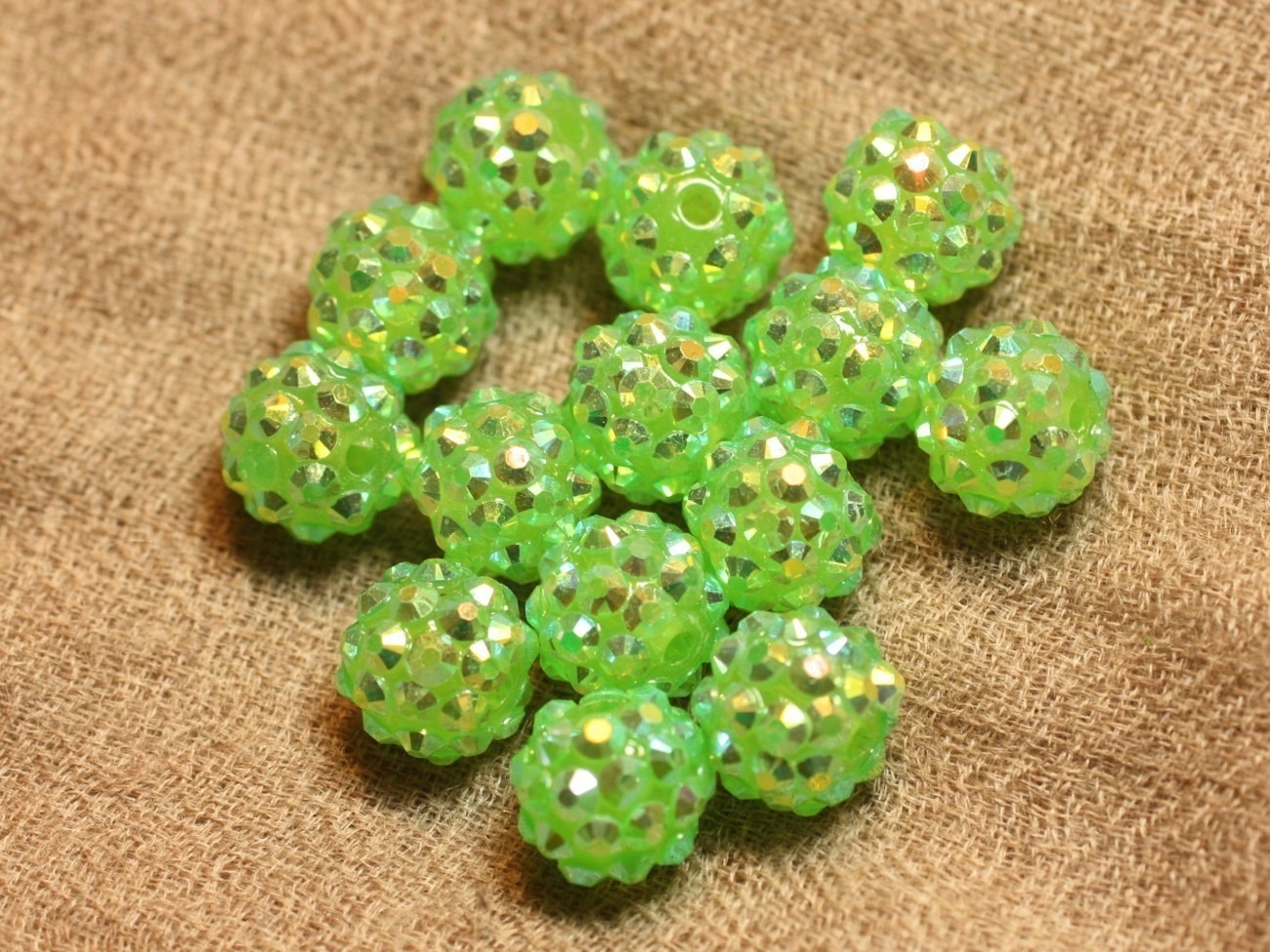5pc - Perles Shamballas Résine 12x10mm Vert Transparent   4558550019806