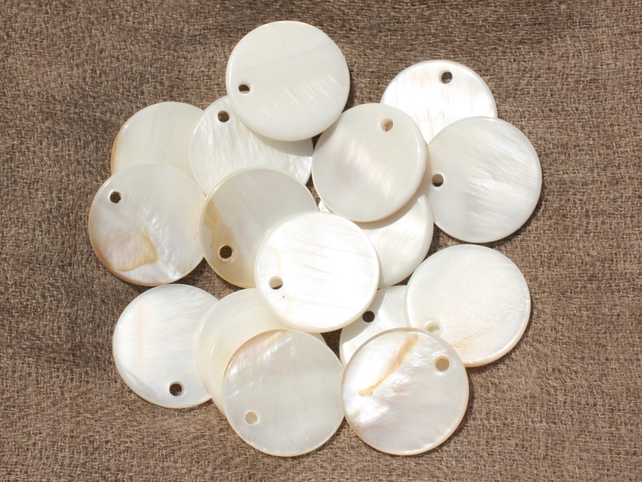 10pc - Perles Breloques Pendentifs Nacre Ronds 20mm Blanc - 4558550020130