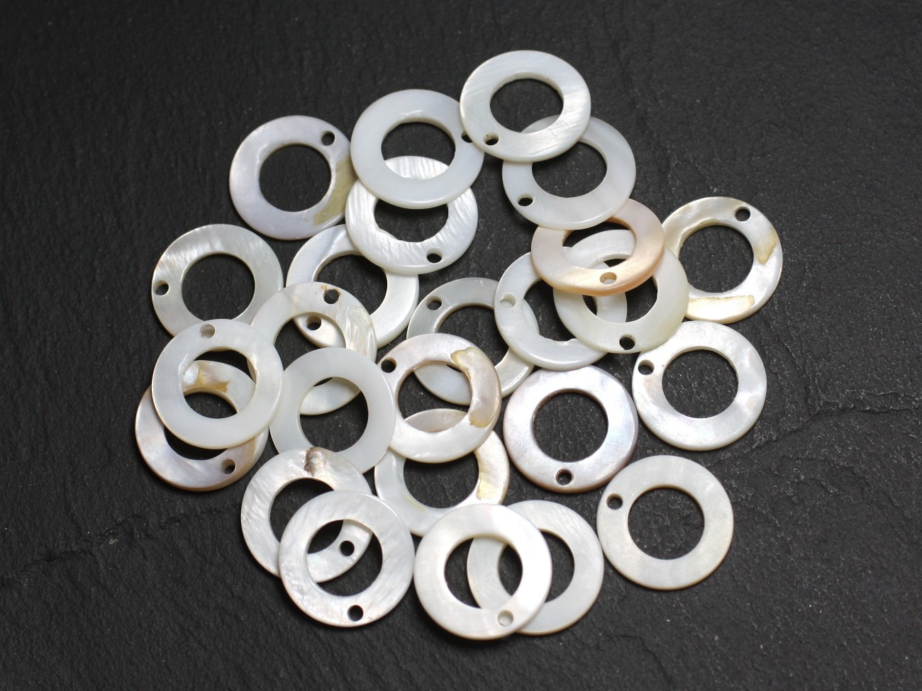 10pc - Perles Breloques Pendentifs Nacre Donuts Cercles 15mm blanc - 4558550020765