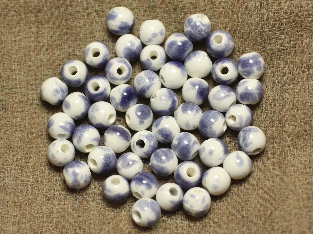 10pc - Perles Céramique Boules 6mm Blanc et Bleu   4558550023667
