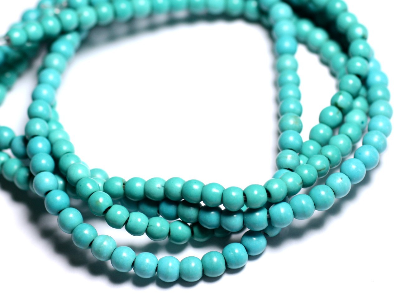 40pc - Perles Turquoise Synthèse Boules 4mm Bleu Turquoise   4558550023940