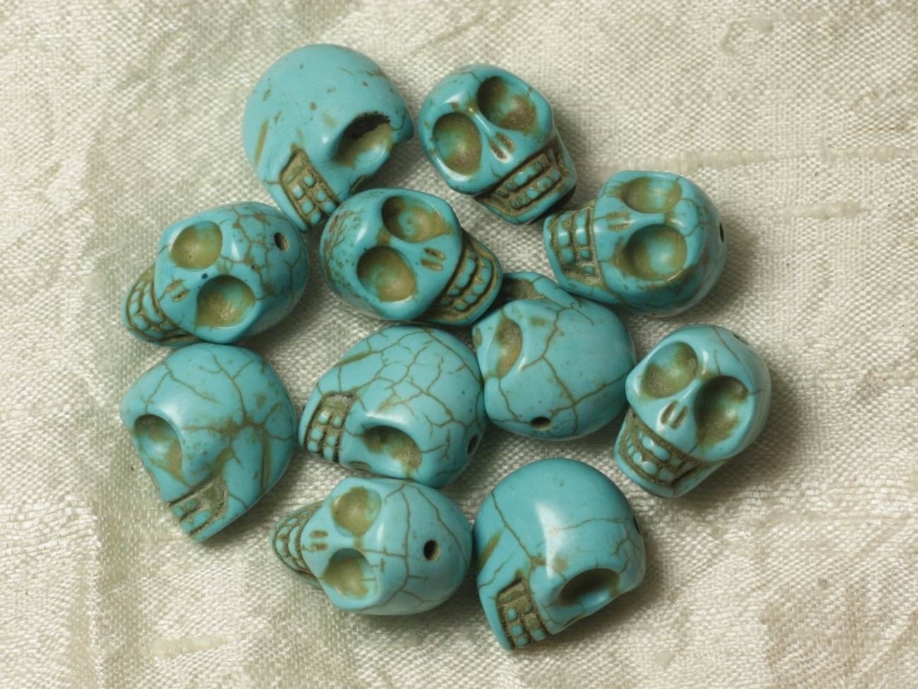 5pc - Perles Pierre Turquoise synthèse Crânes Têtes de Mort 18mm Bleu Turquoise - 4558550026378 