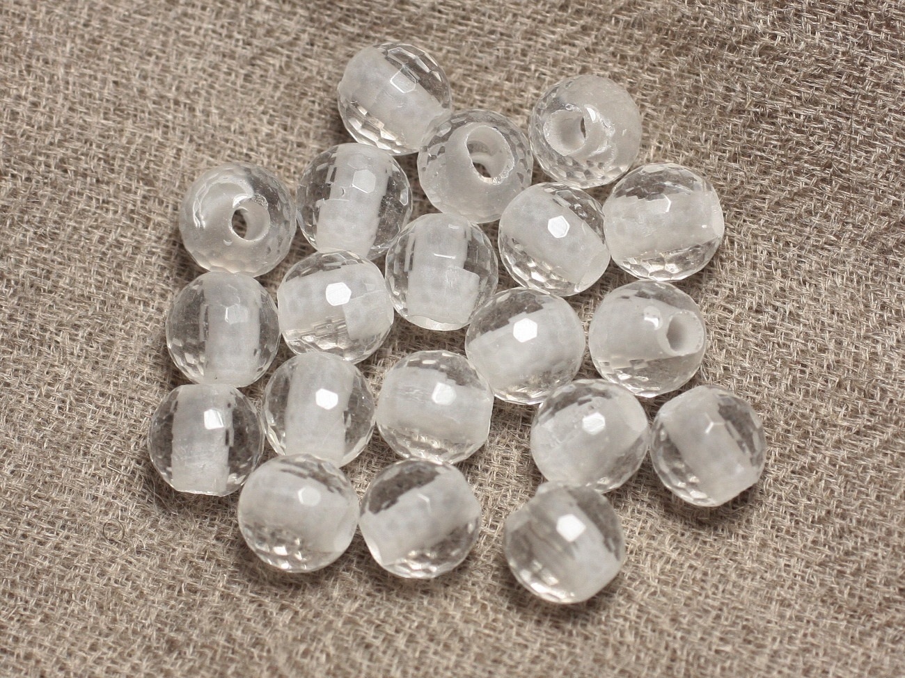 2pc - Perles de Pierre Perçage 2.5mm - Cristal Quartz Facetté 8mm  4558550027283