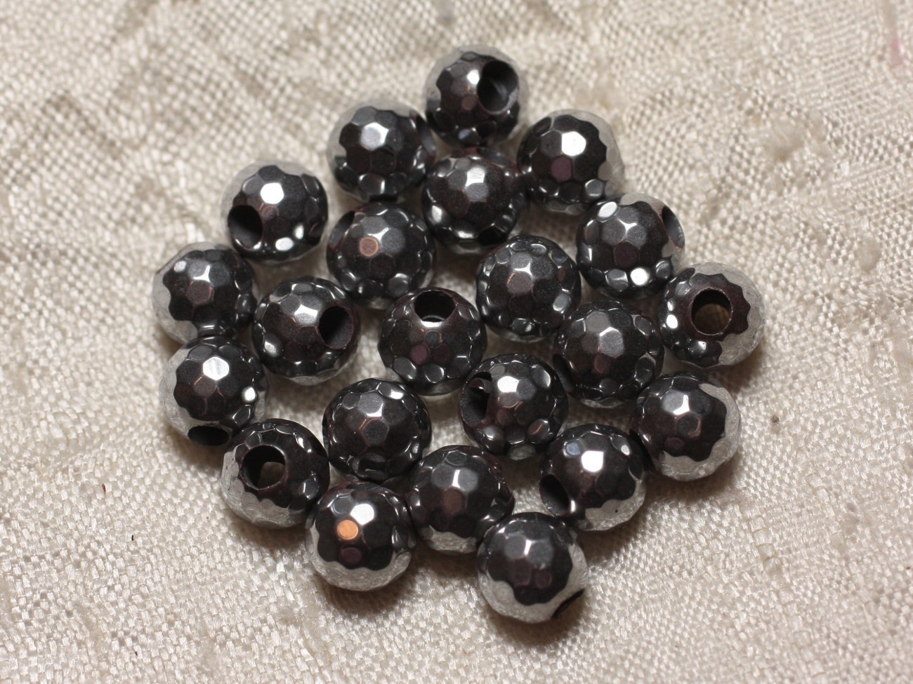 4pc - Perles de Pierre Perçage 2.5mm - Hématite Rhodium Facettée 8mm   4558550027467