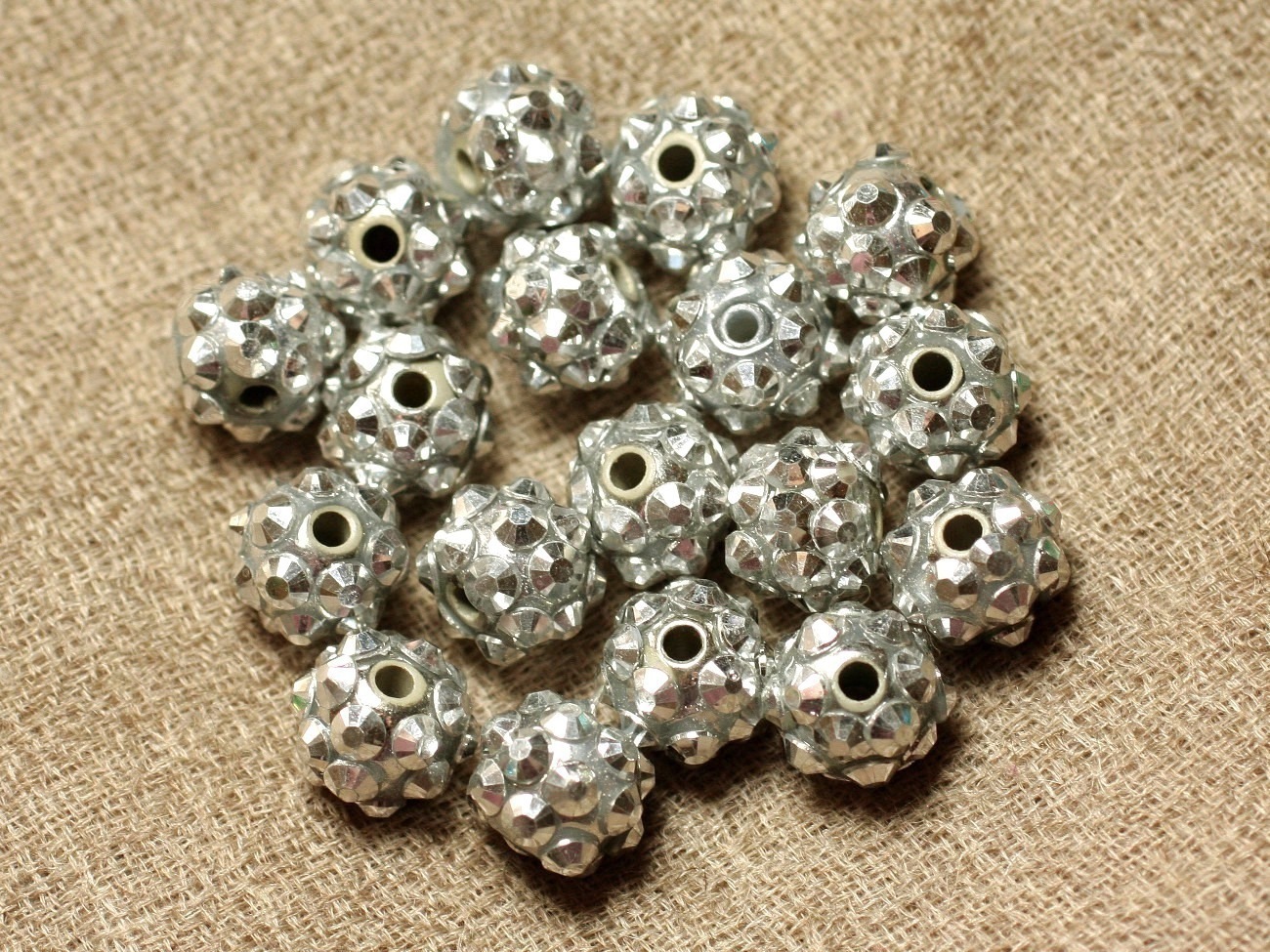 10pc - Perles Shamballas Résine 10x8mm Gris Argenté   4558550029331