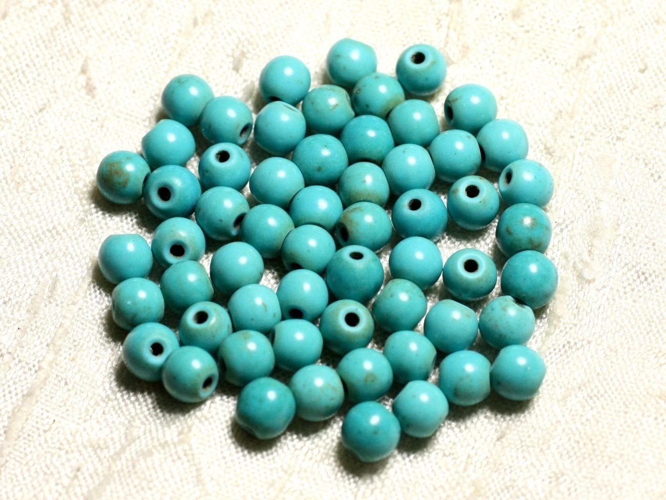 40pc - Perles Turquoise Synthèse Boules 6mm Bleu Turquoise   4558550029669