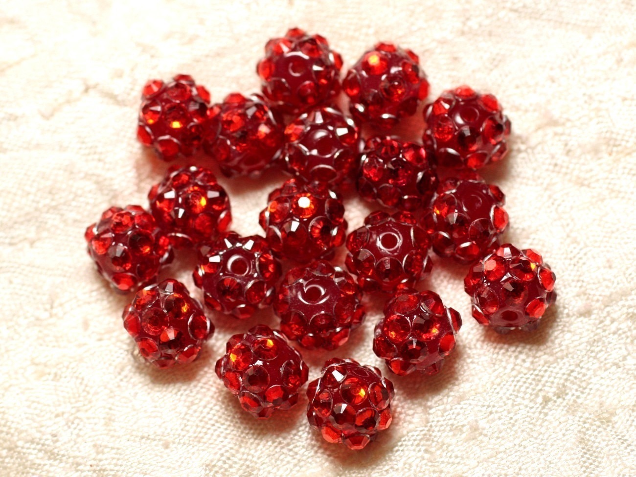 10pc - Perles Résine Shamballas 10x8mm Rouge   4558550029744