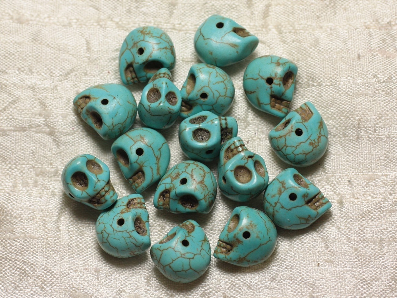 10pc - Perles Pierre Turquoise synthèse Crânes Têtes de Mort 14X10mm Bleu Turquoise  4558550030283 